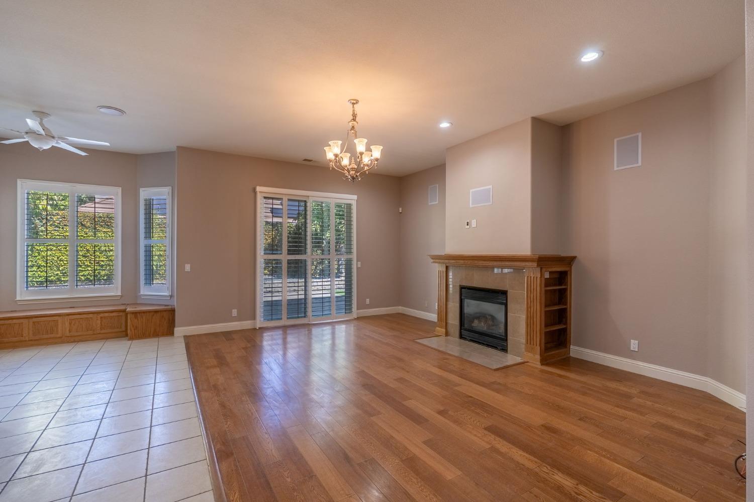 1153 E Milgeo, Ripon, CA 95366