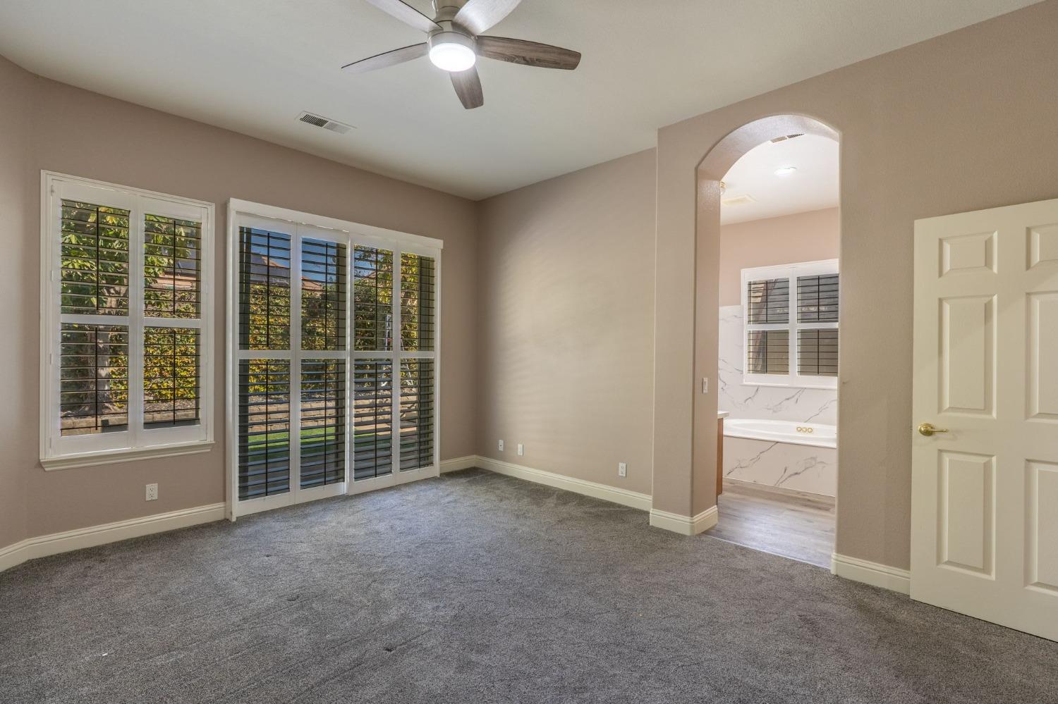 1153 E Milgeo, Ripon, CA 95366