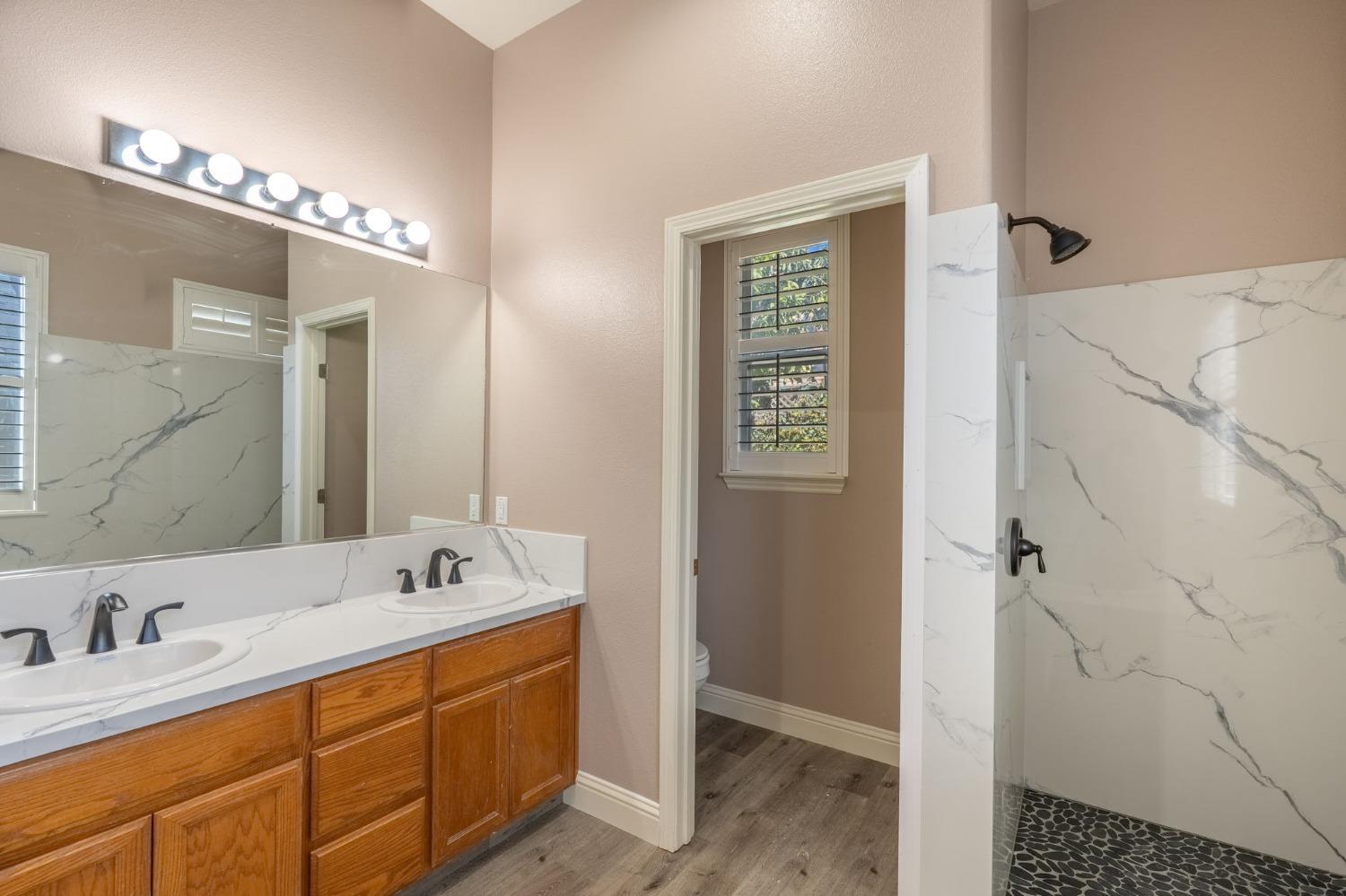 1153 E Milgeo, Ripon, CA 95366