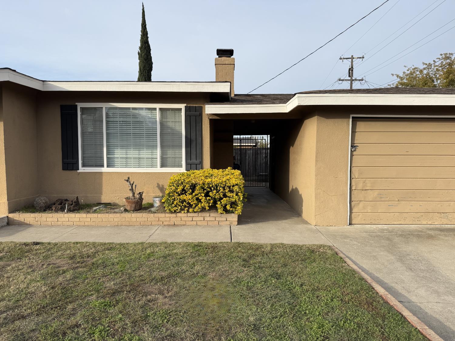 315 Lupton St, Manteca, CA 95337