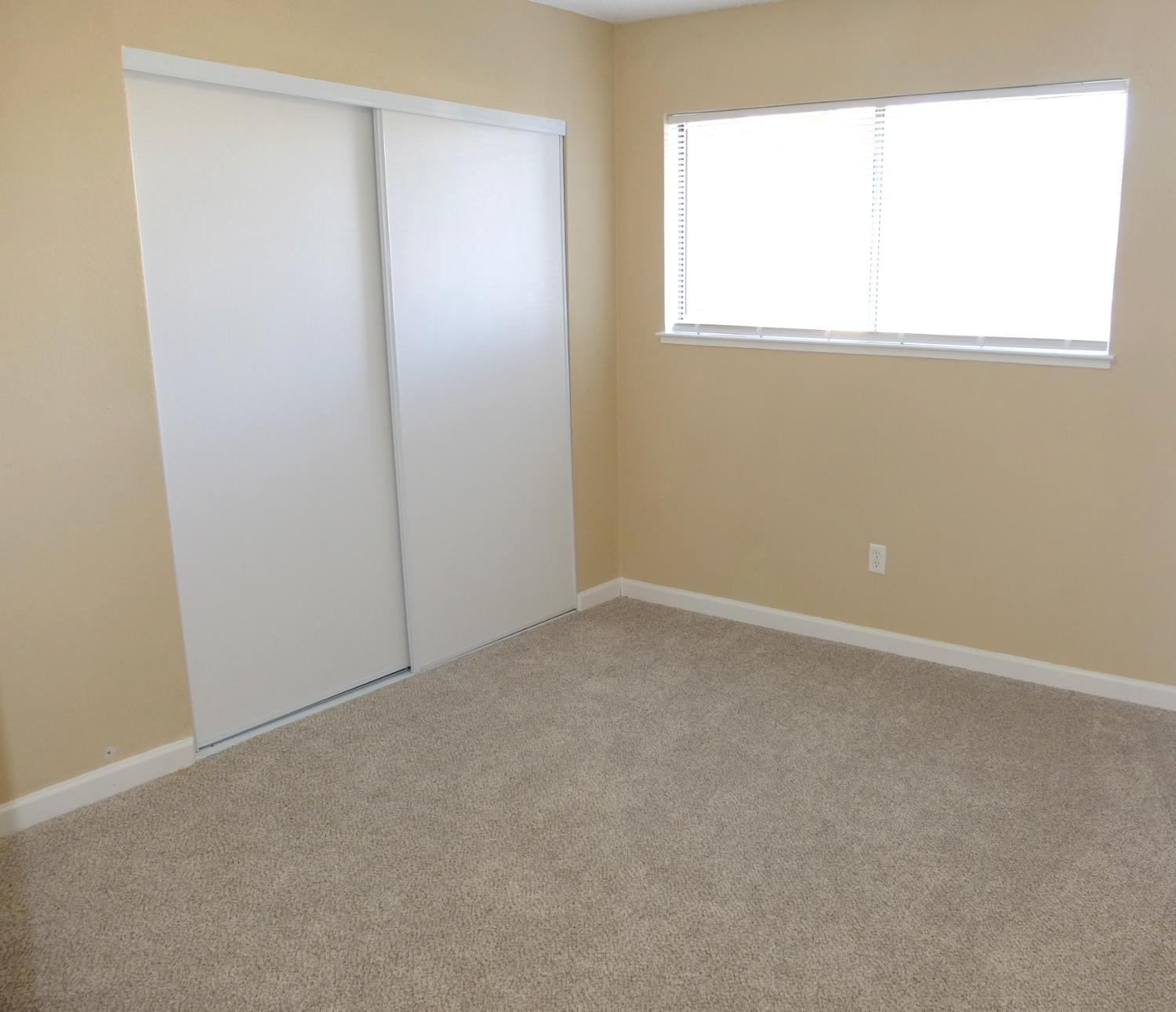 1813 Murrietta Ln, Modesto, CA 95355