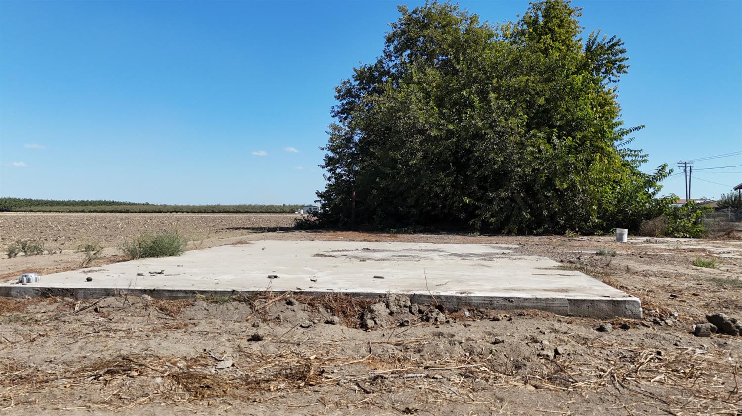 1237 W Keyes Rd, Modesto, CA 95358