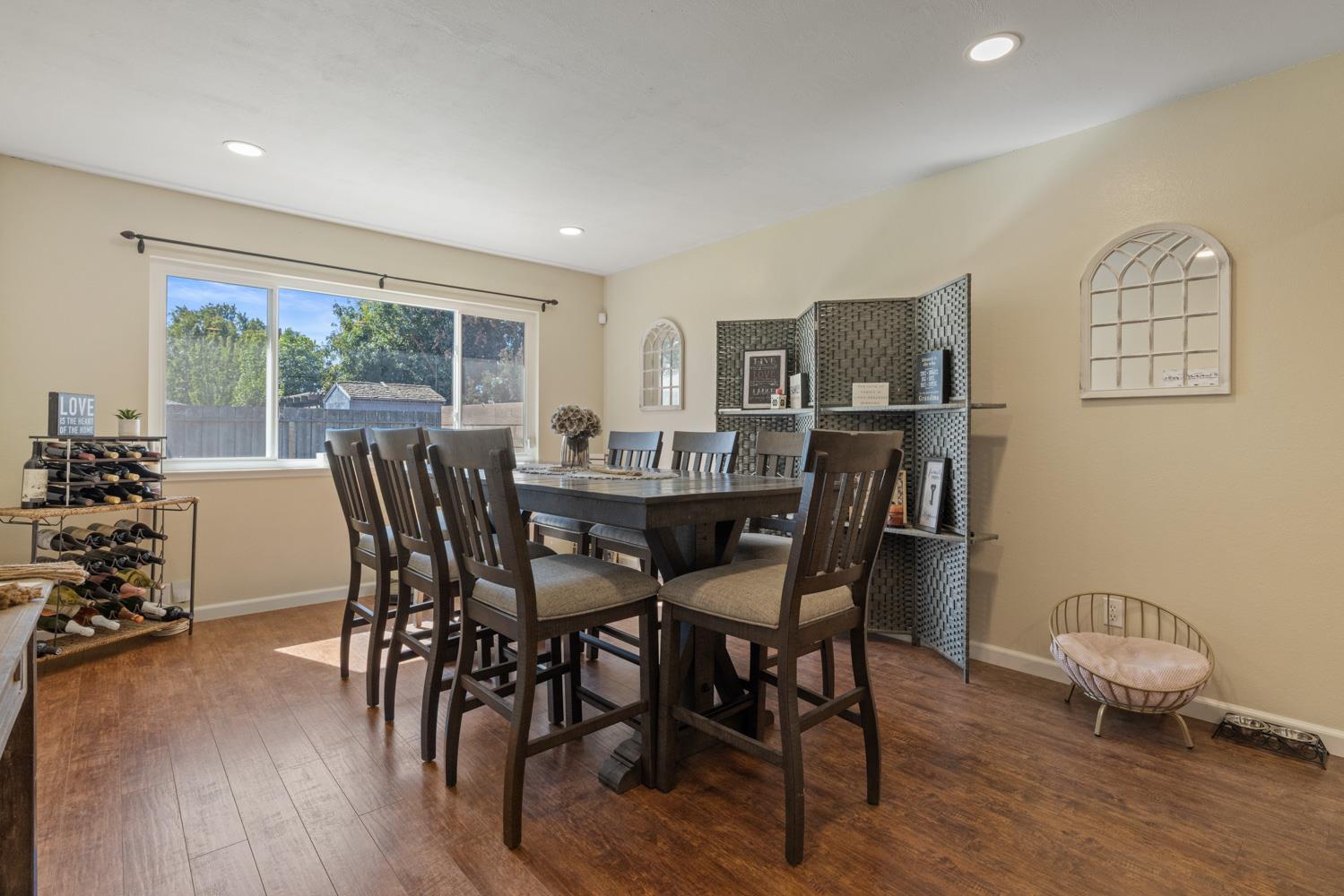 1612 Angelene Dr, Modesto, CA 95355