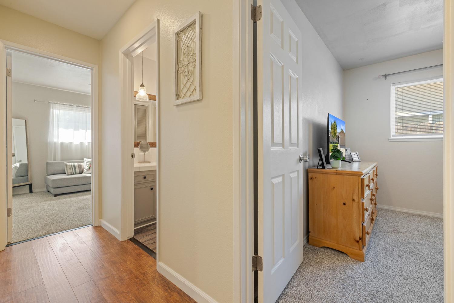 1612 Angelene Dr, Modesto, CA 95355