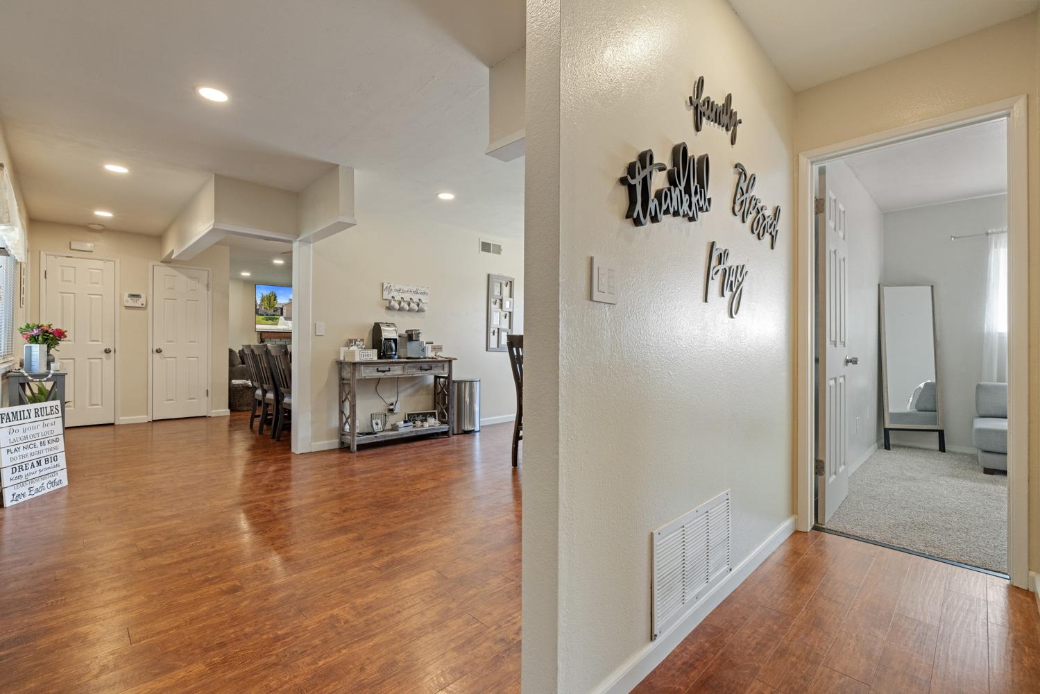 1612 Angelene Dr, Modesto, CA 95355