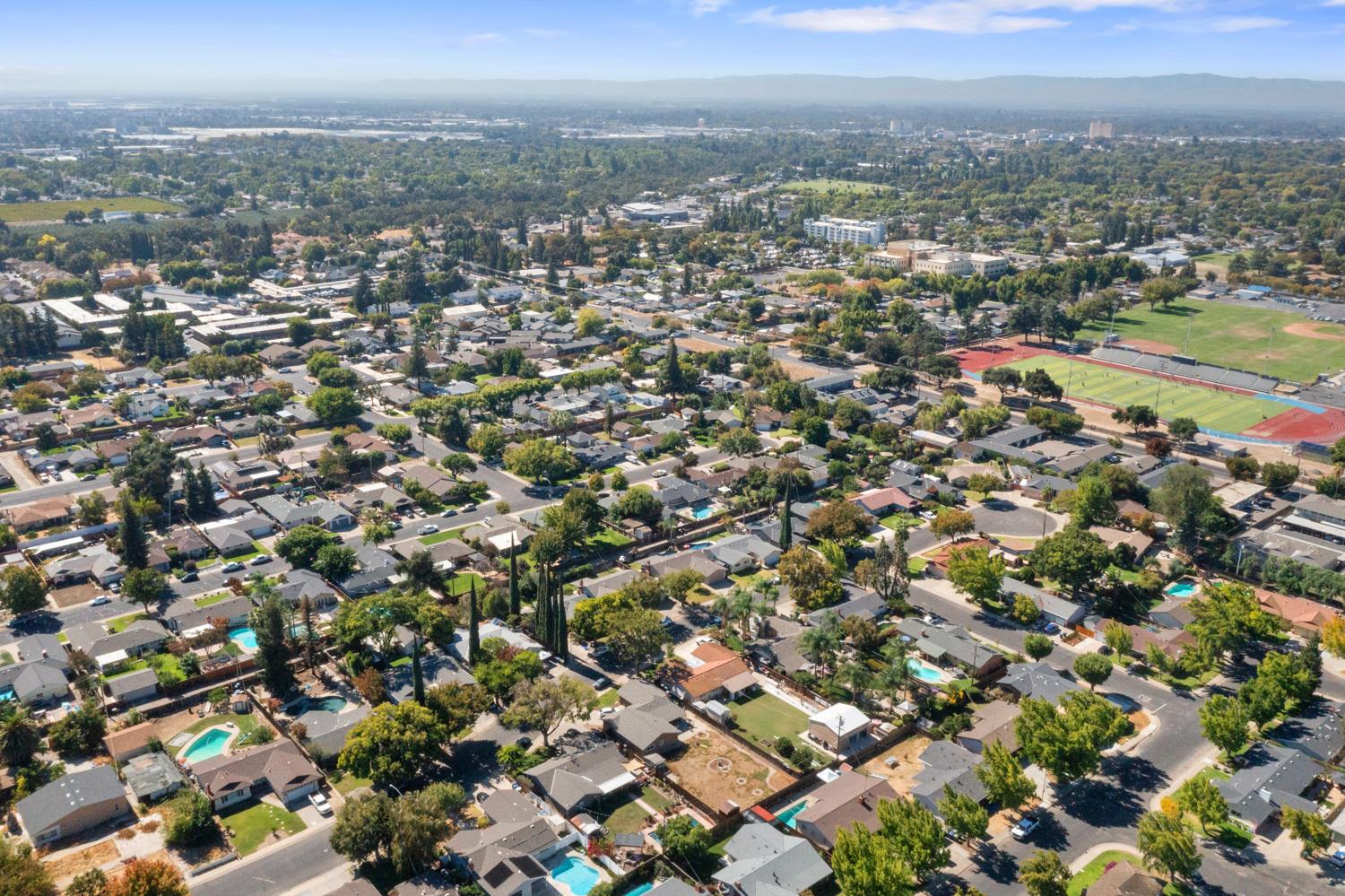 1612 Angelene Dr, Modesto, CA 95355