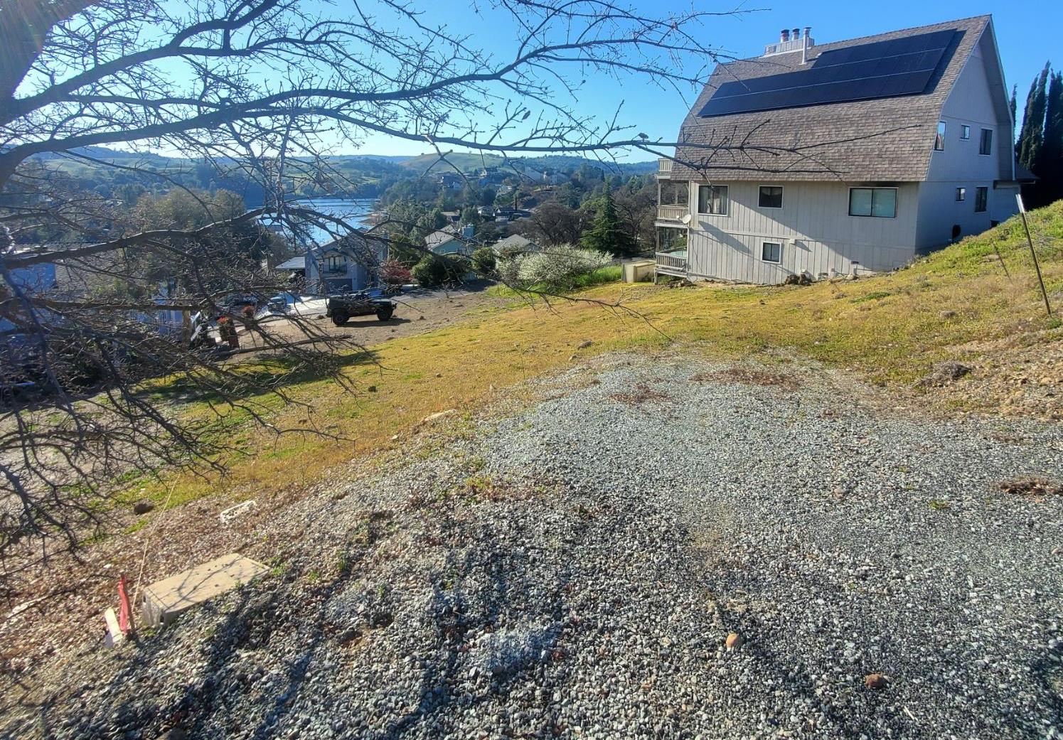 572 Poker Flat Rd, Copperopolis, CA 95228