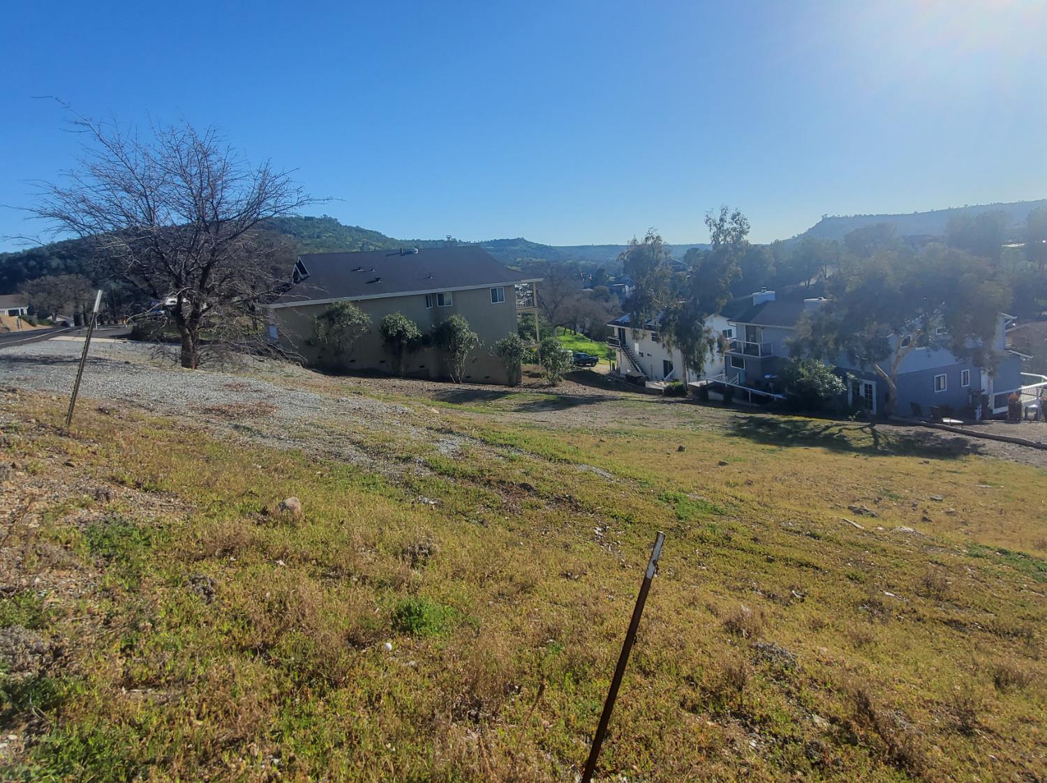 572 Poker Flat Rd, Copperopolis, CA 95228