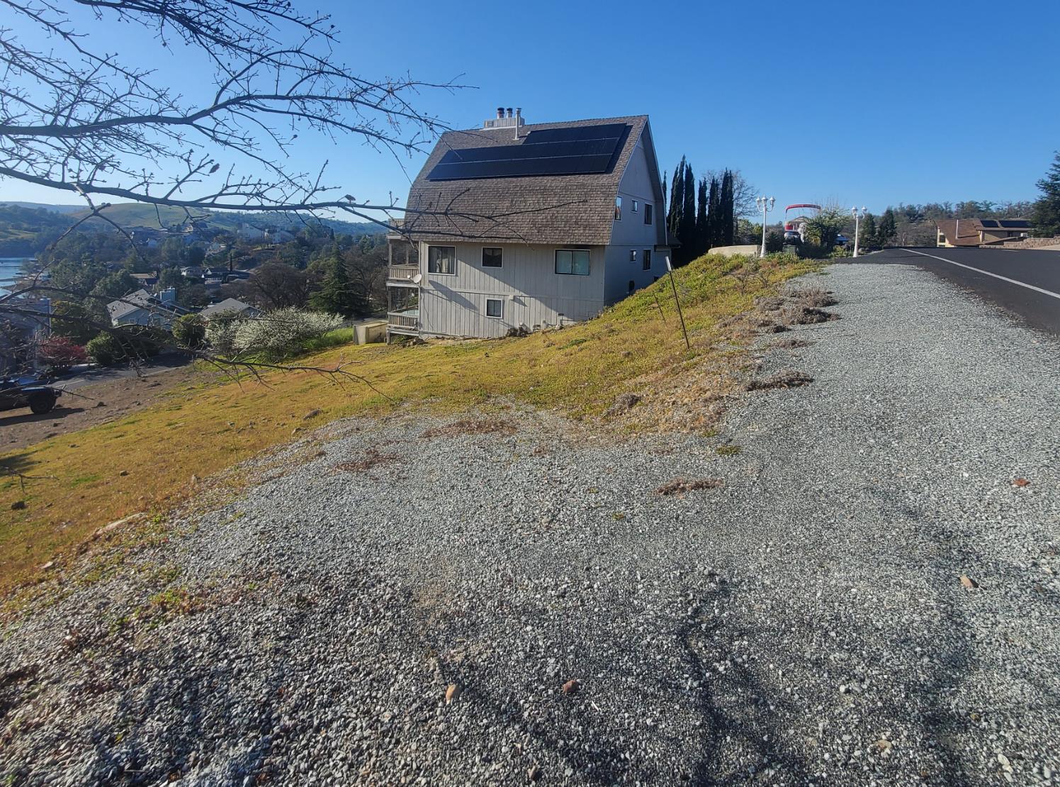 572 Poker Flat Rd, Copperopolis, CA 95228