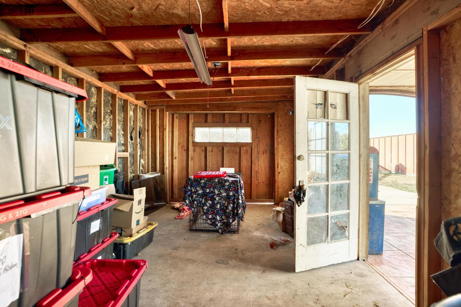 1842 E Palm Tree Ln, Manteca, CA 95336