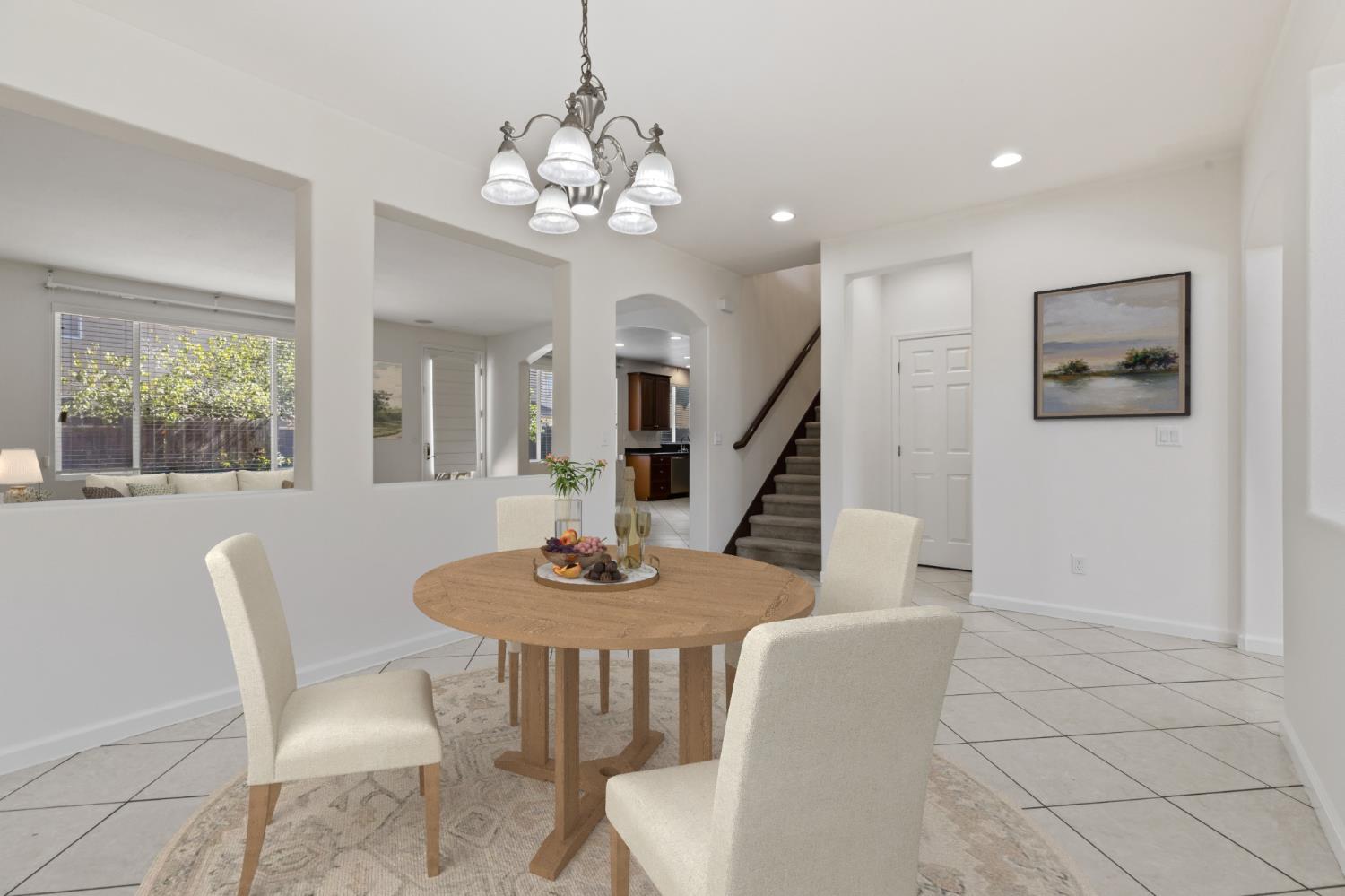 238 Romanov Ct, Patterson, CA 95363