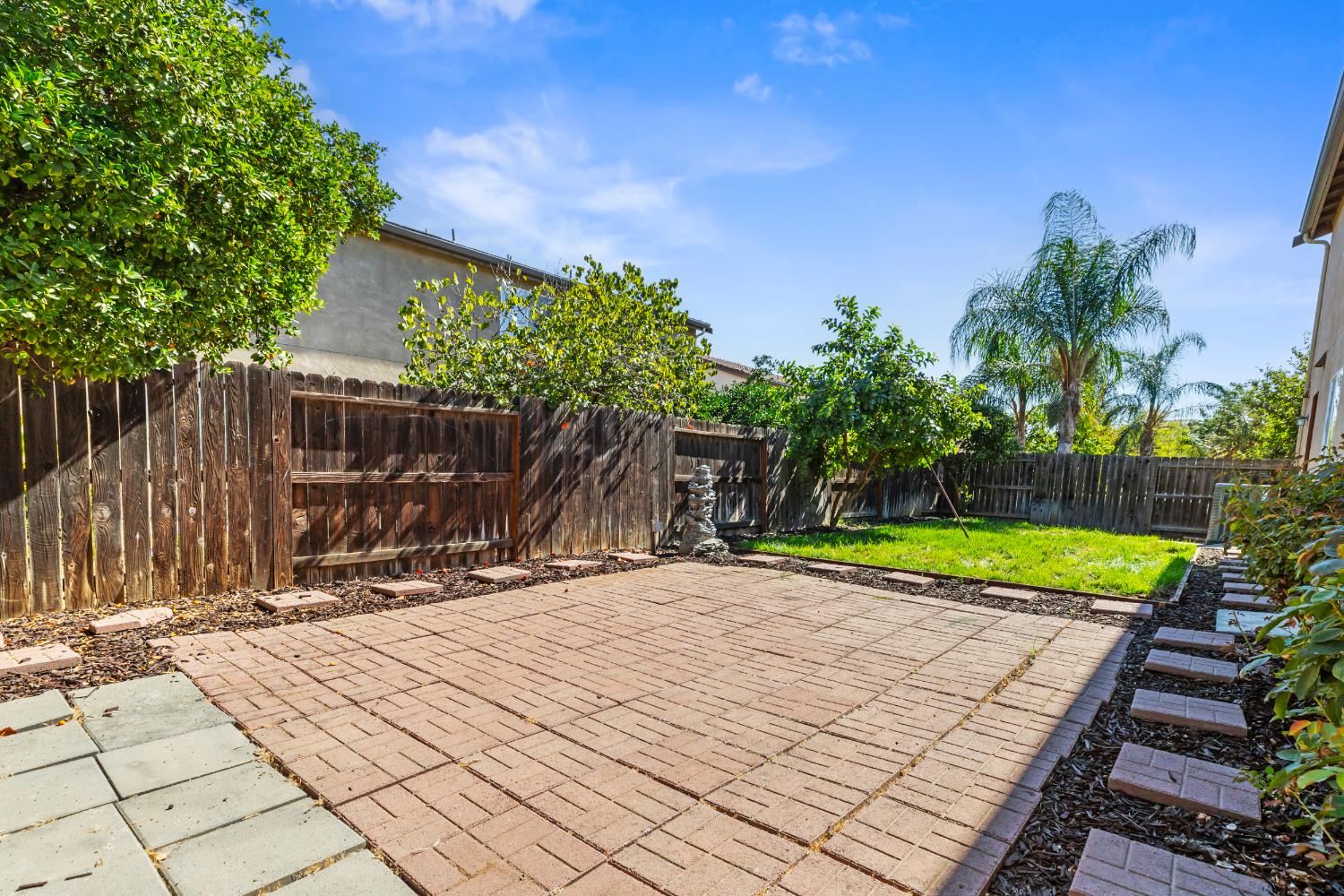 238 Romanov Ct, Patterson, CA 95363