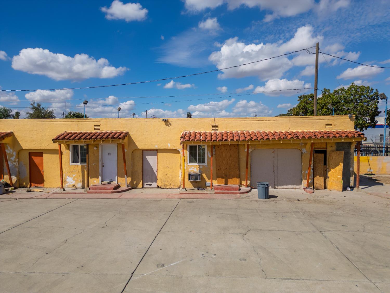 1407 W 16th St, Merced, CA 95340