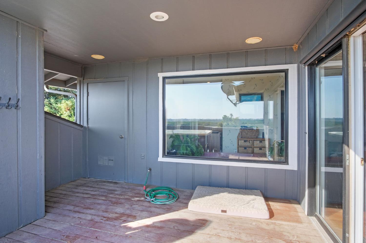 5030 River Rd, Oakdale, CA 95361