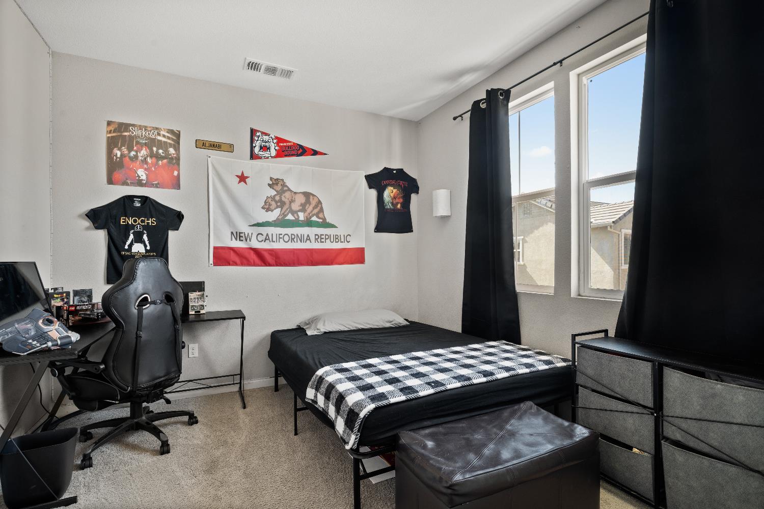 2241 Novi Dr, Riverbank, CA 95367