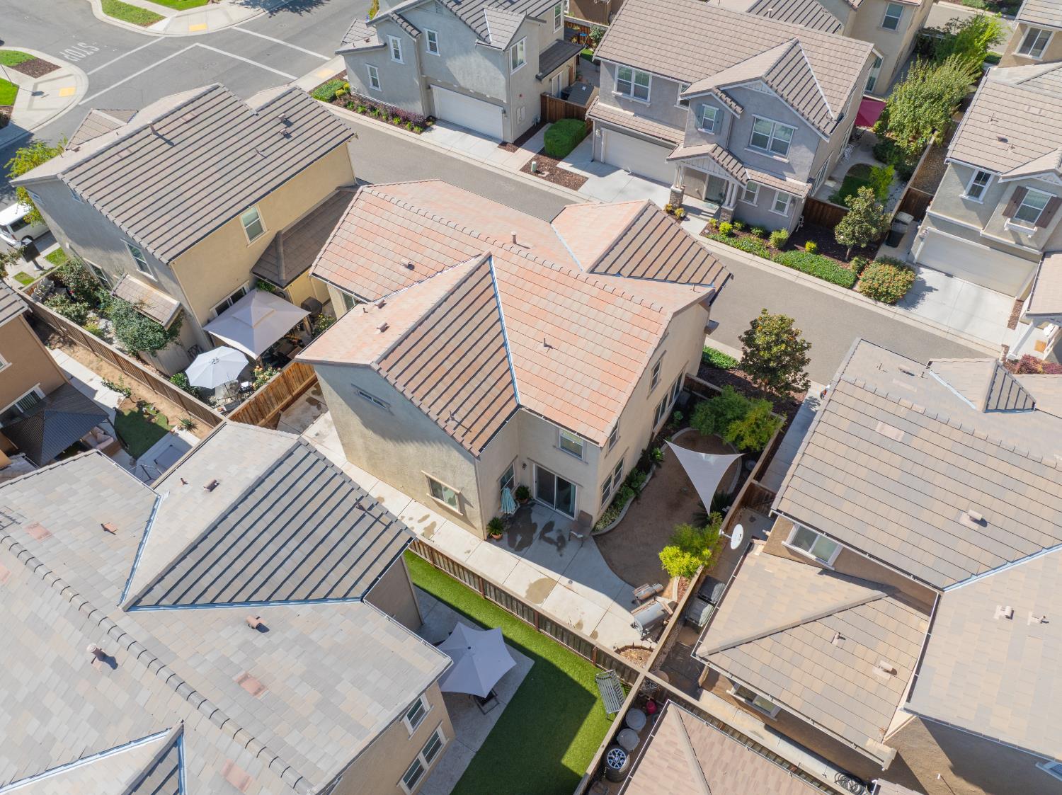 2241 Novi Dr, Riverbank, CA 95367