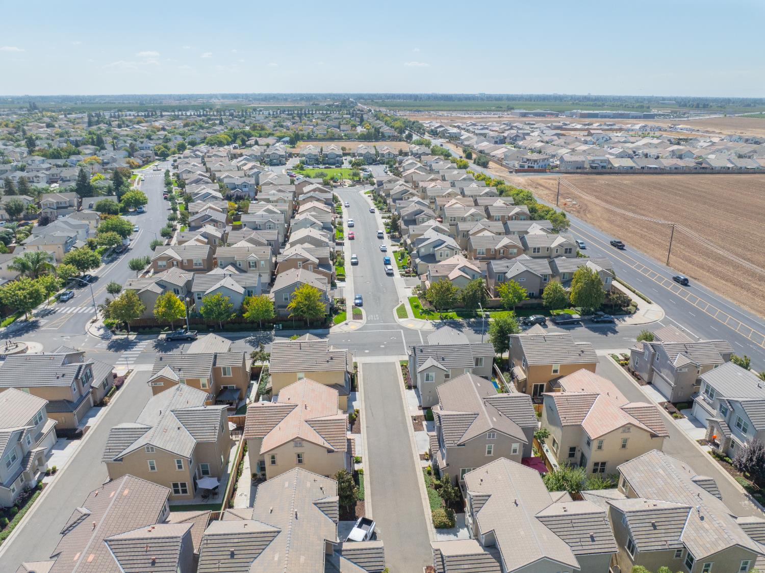 2241 Novi Dr, Riverbank, CA 95367