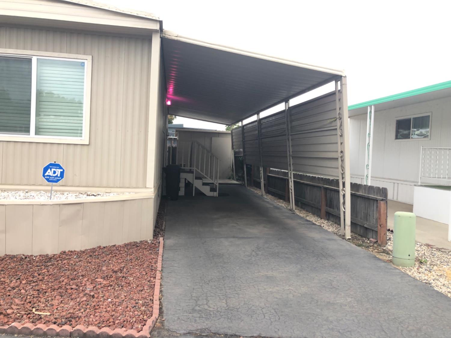 425 20th Century Blvd #D17, Turlock, CA 95380