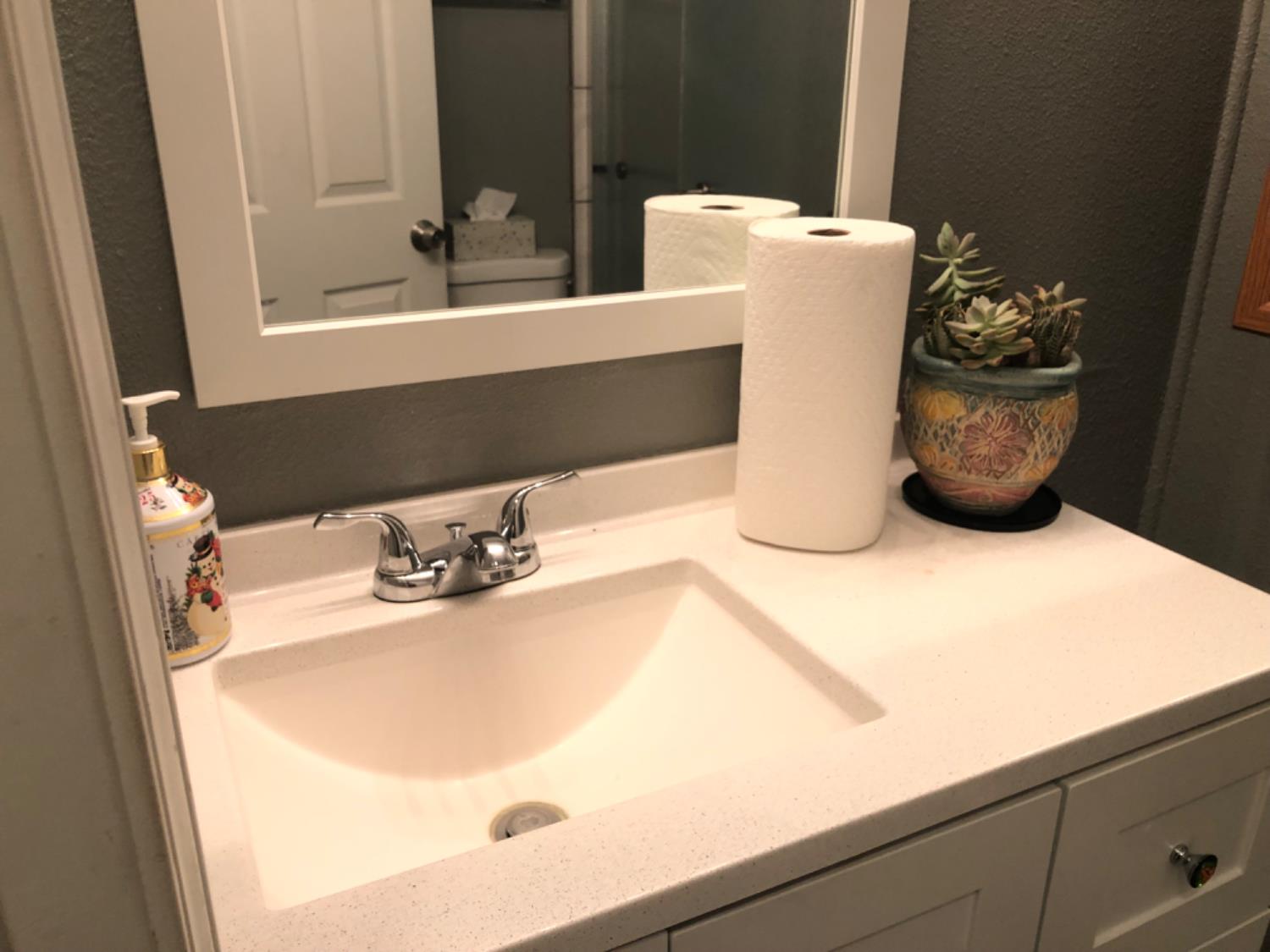 425 20th Century Blvd #D17, Turlock, CA 95380