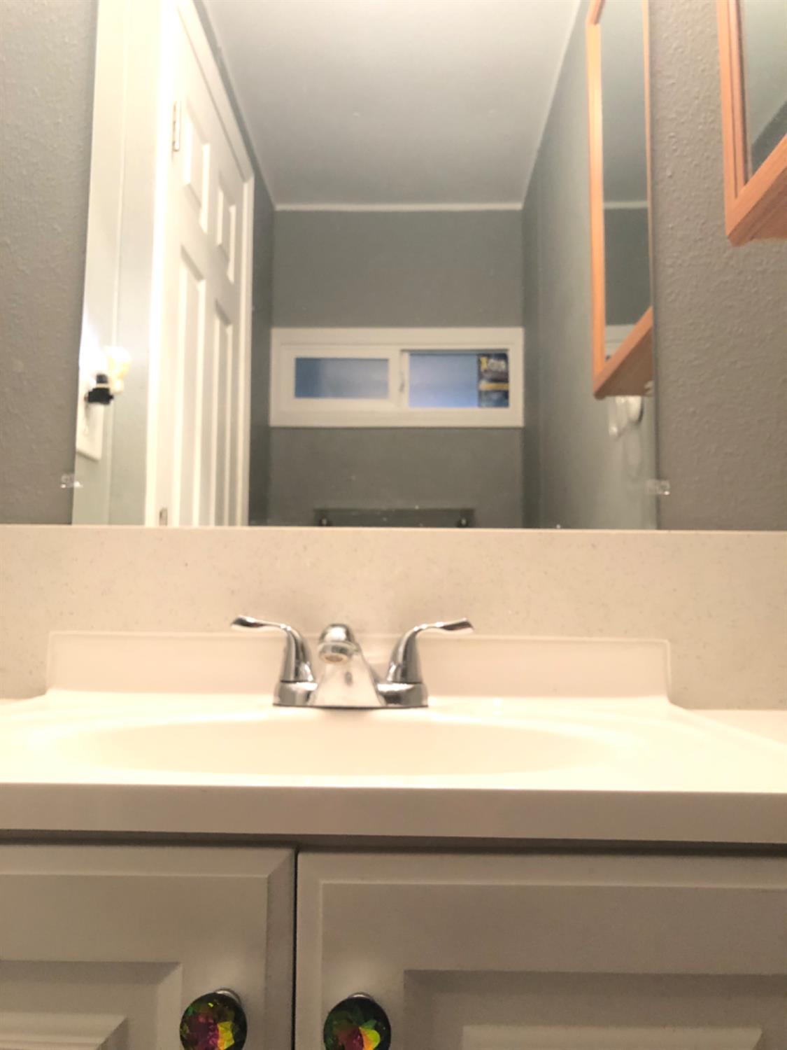 425 20th Century Blvd #D17, Turlock, CA 95380