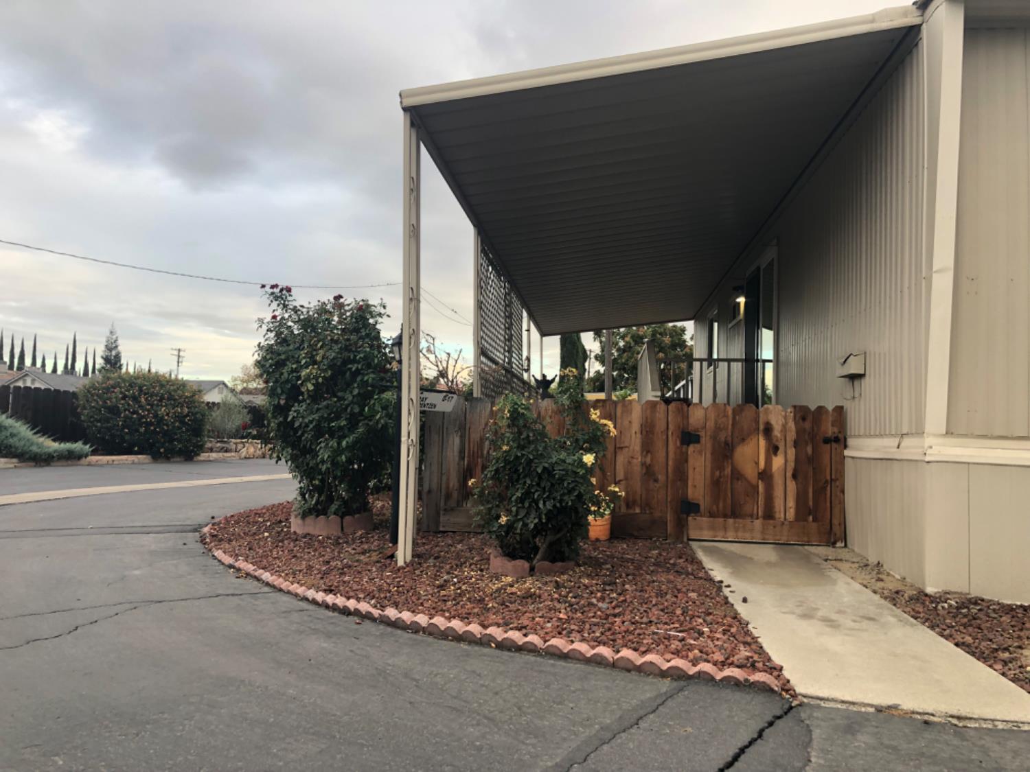 425 20th Century Blvd #D17, Turlock, CA 95380