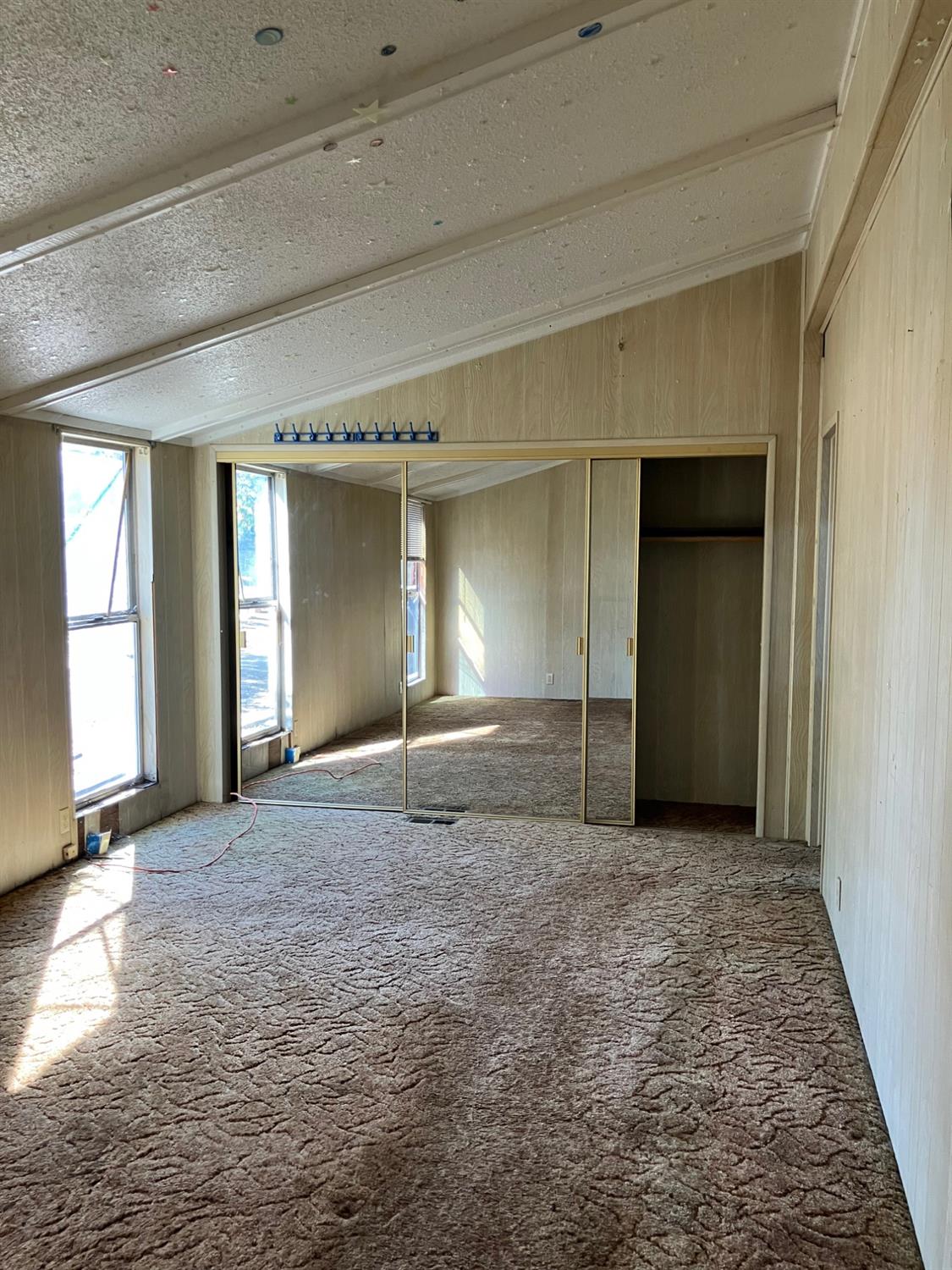 9717 Alamo, La Grange, CA 95329