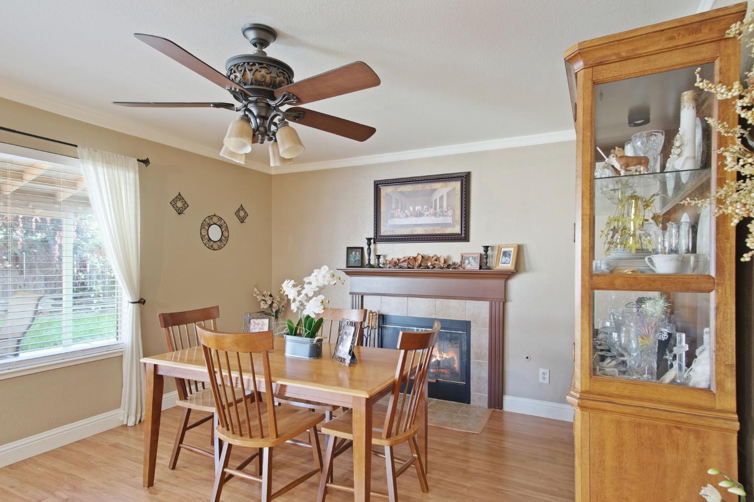 8291 Bridgeport Dr, Hilmar, CA 95324