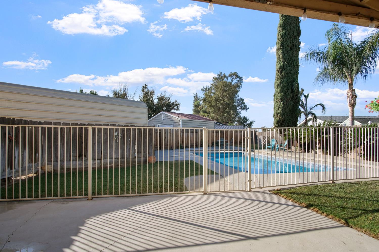 8291 Bridgeport Dr, Hilmar, CA 95324