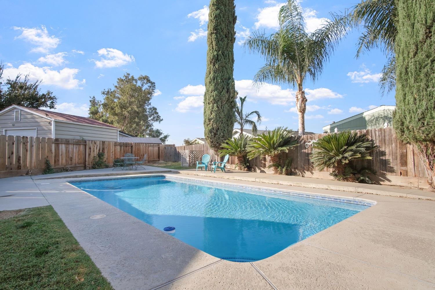 8291 Bridgeport Dr, Hilmar, CA 95324