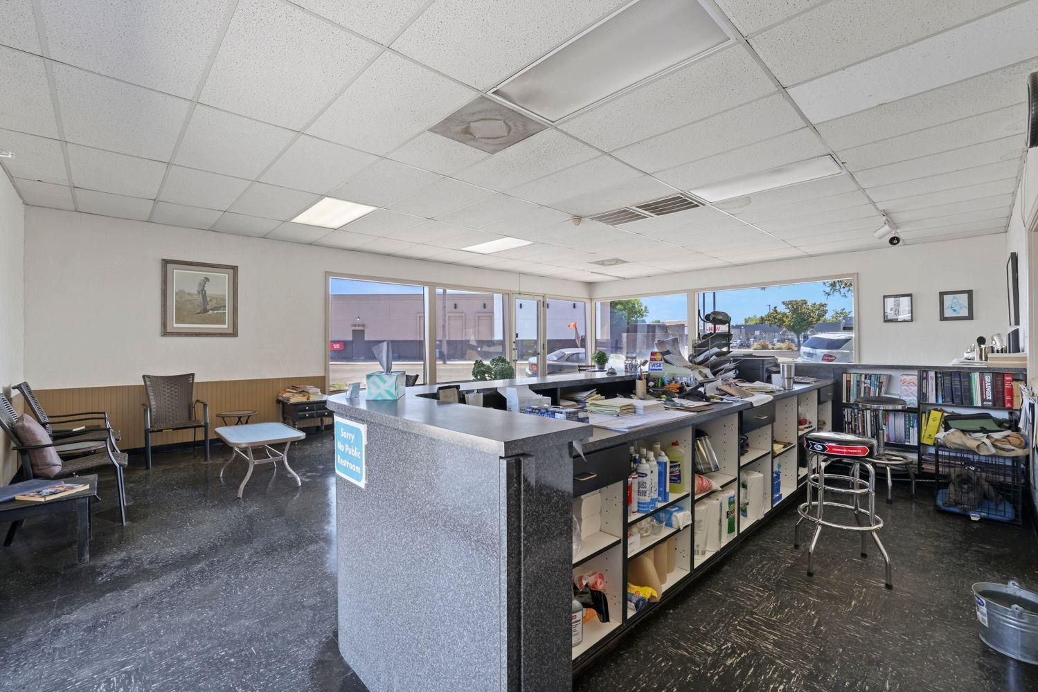 401 N Center St, Turlock, CA 95380