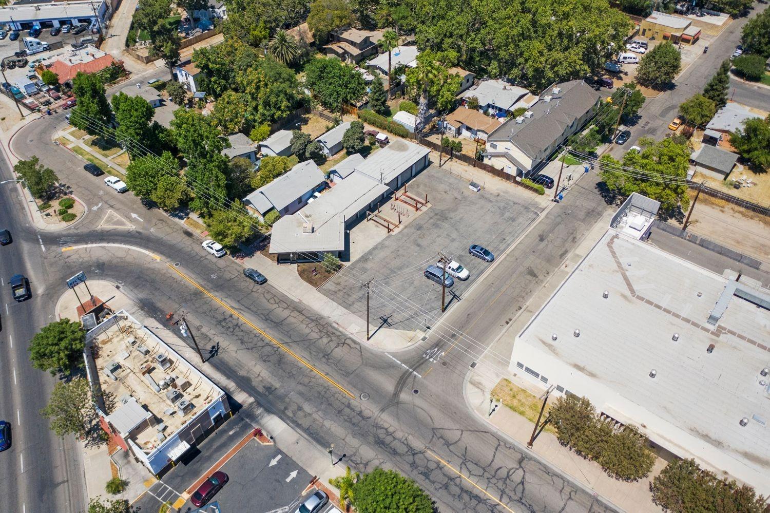 401 N Center St, Turlock, CA 95380