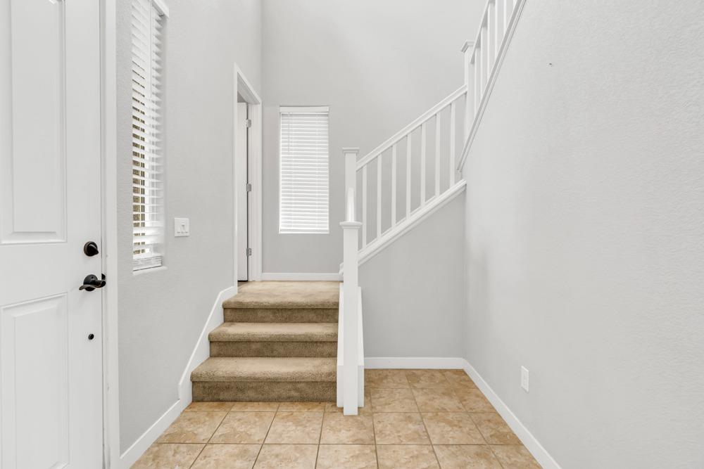 9433 Vintner Cir, Patterson, CA 95363