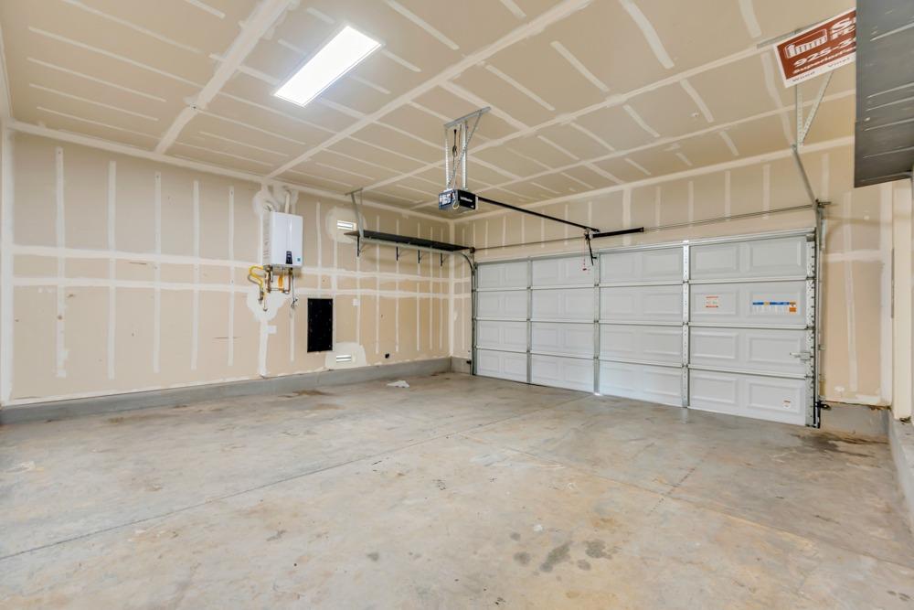 9433 Vintner Cir, Patterson, CA 95363