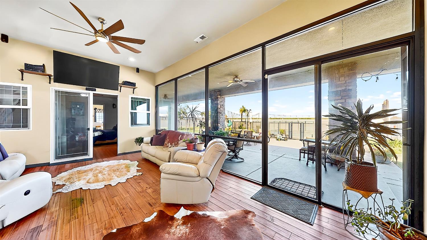 21160 Second Ave, Stevinson, CA 95374