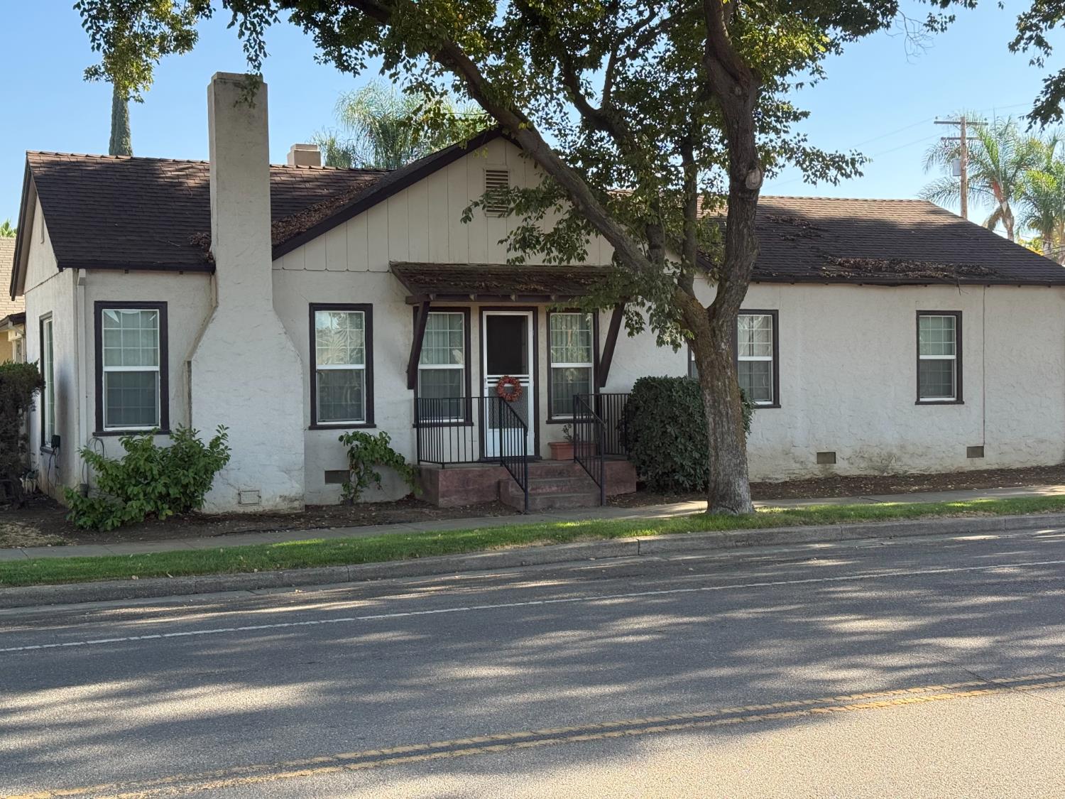 326 N 4th St, Patterson, CA 95363