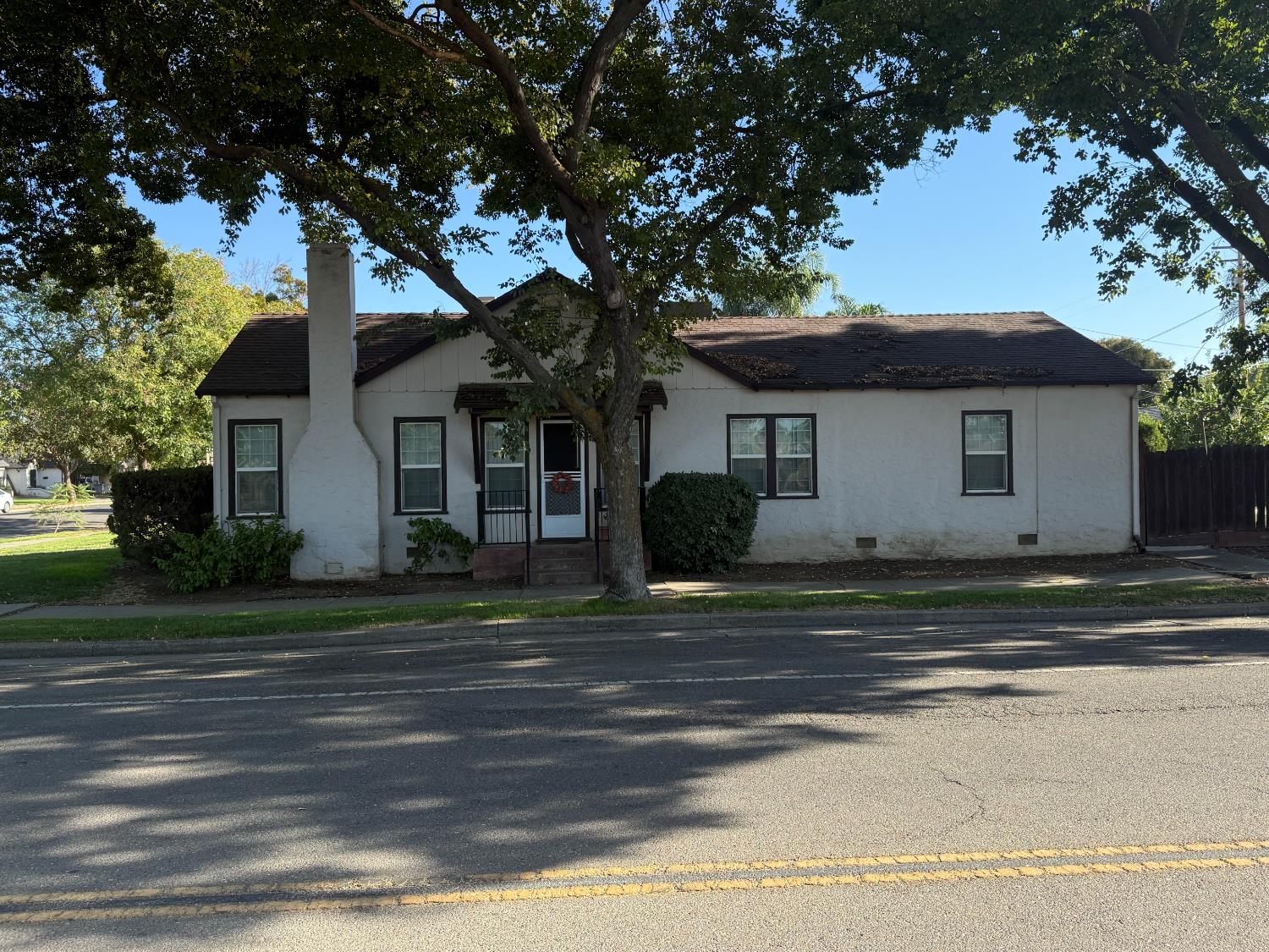 326 N 4th St, Patterson, CA 95363