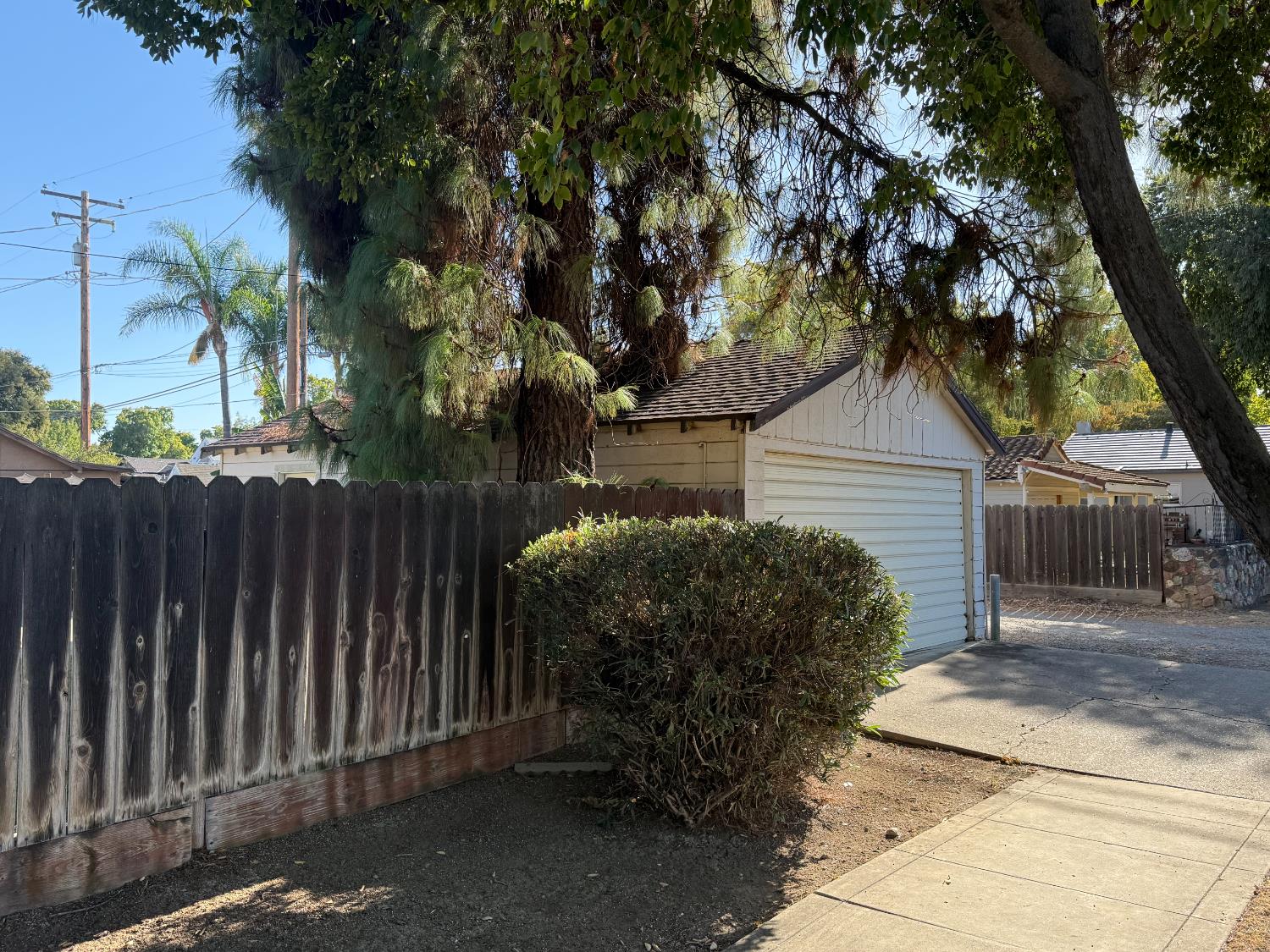 326 N 4th St, Patterson, CA 95363