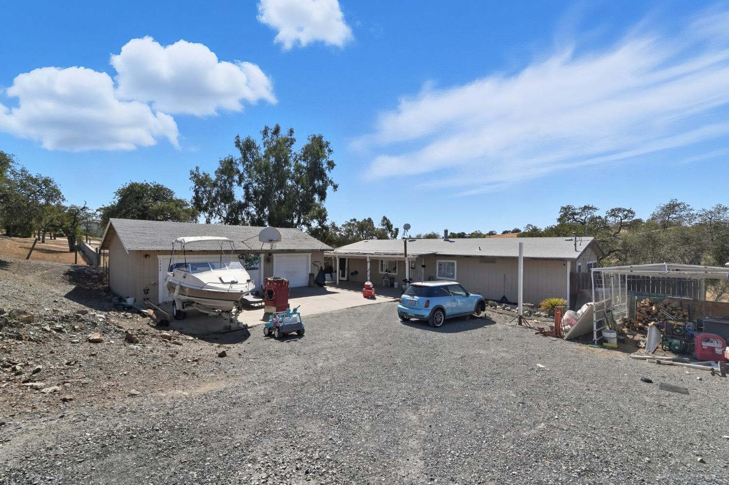 1668 Carmelita Ln, La Grange, CA 95329