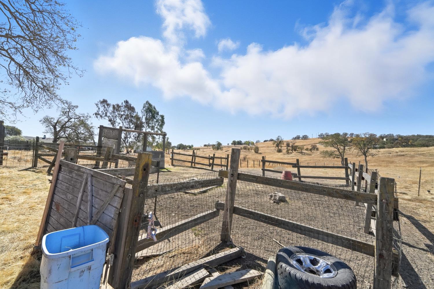 1668 Carmelita Ln, La Grange, CA 95329