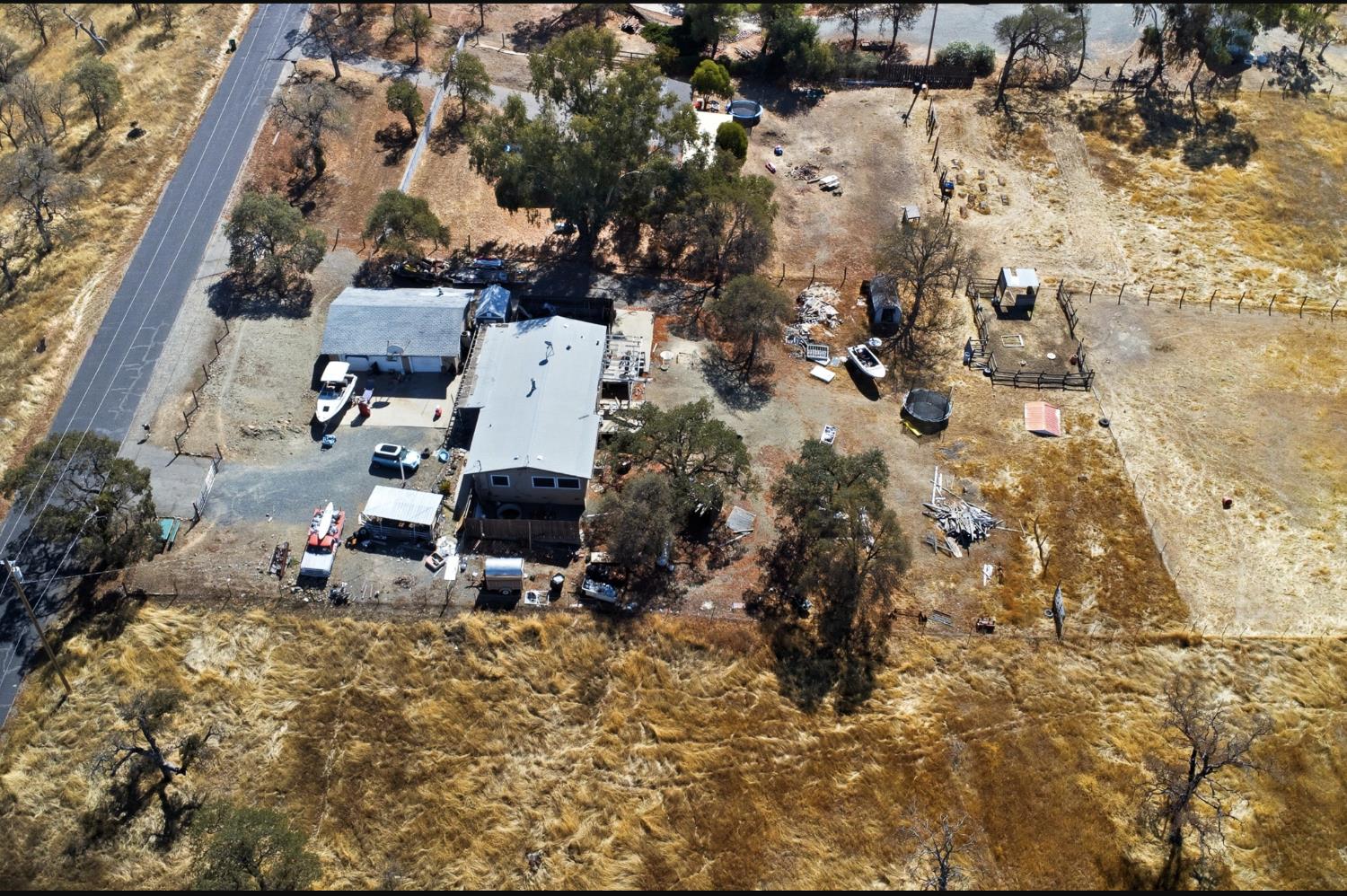 1668 Carmelita Ln, La Grange, CA 95329