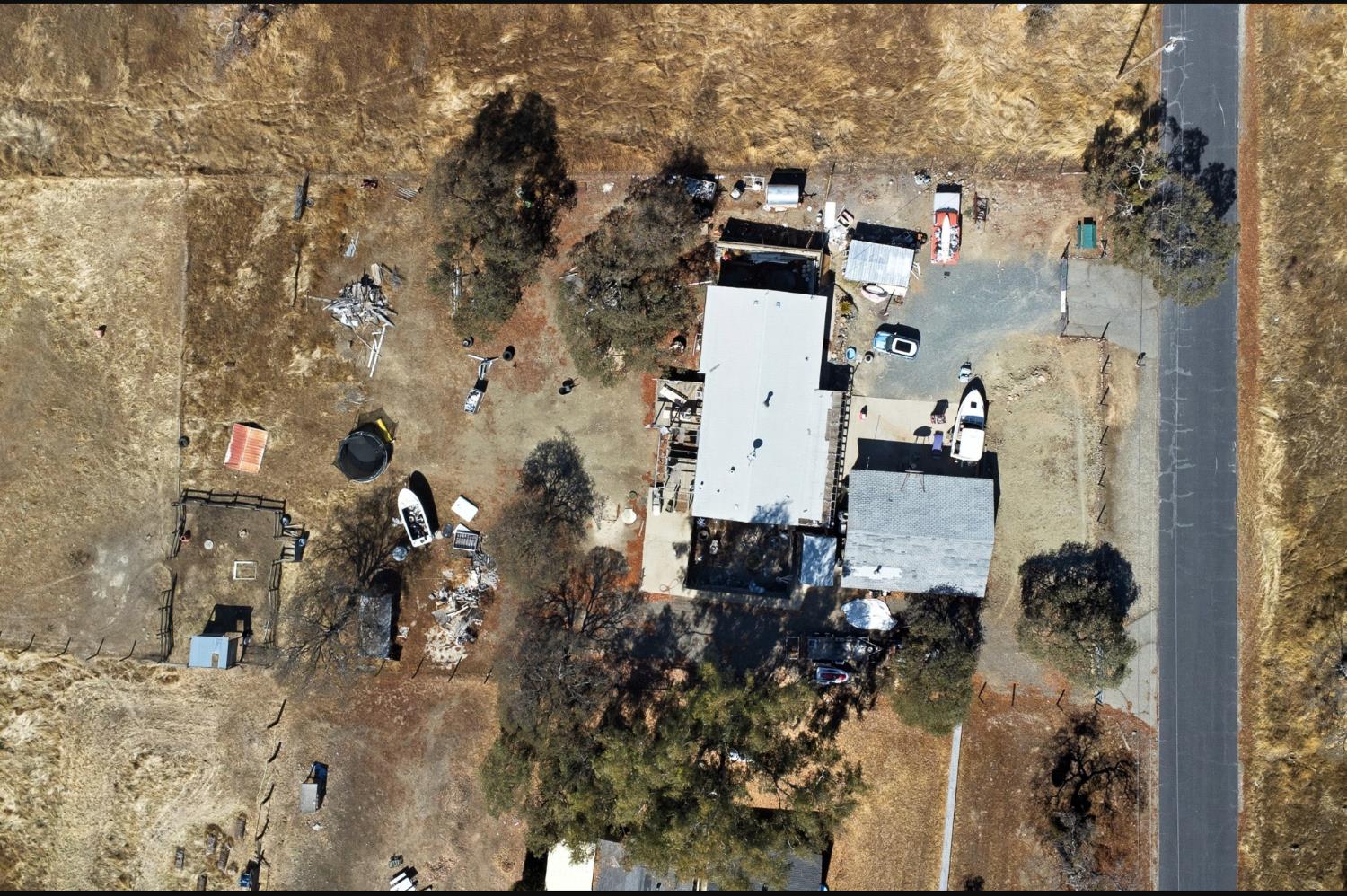 1668 Carmelita Ln, La Grange, CA 95329