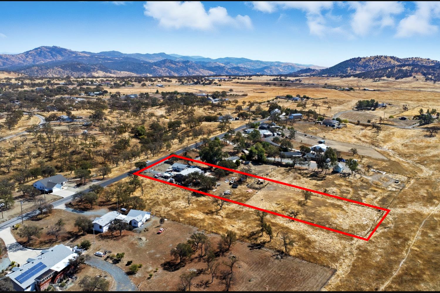 1668 Carmelita Ln, La Grange, CA 95329