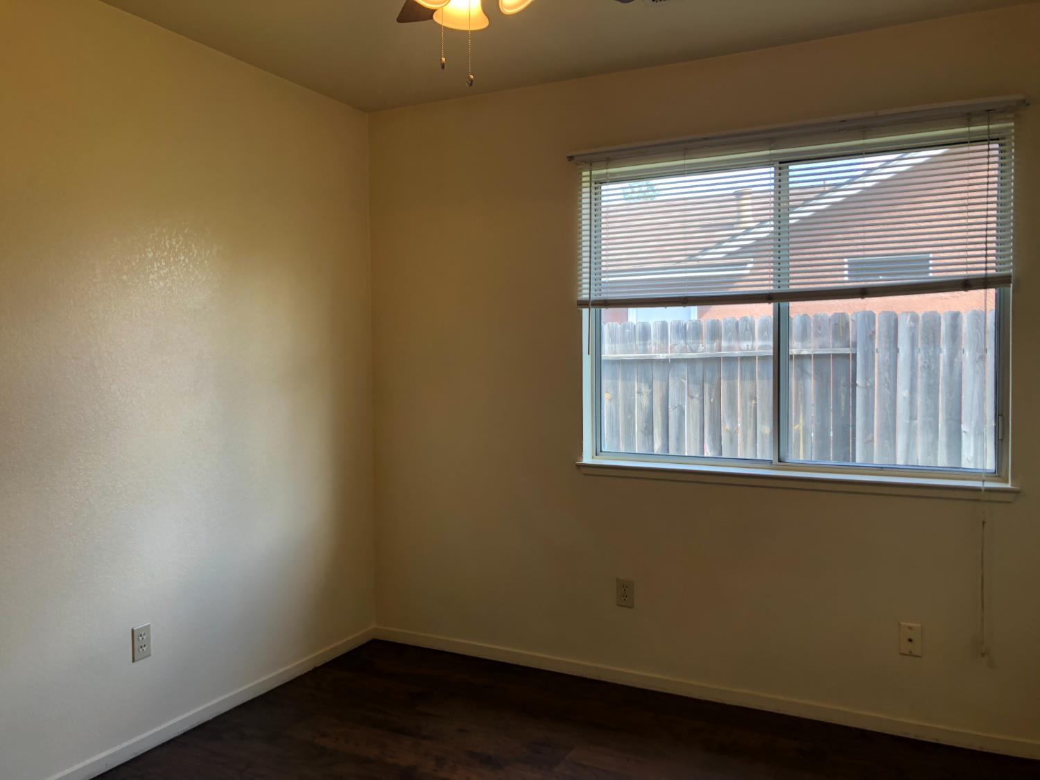 9840 Douglas Ave, Delhi, CA 95315