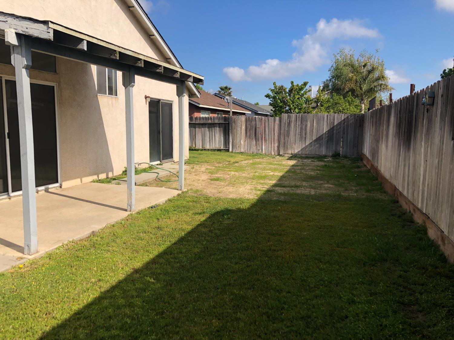 9840 Douglas Ave, Delhi, CA 95315