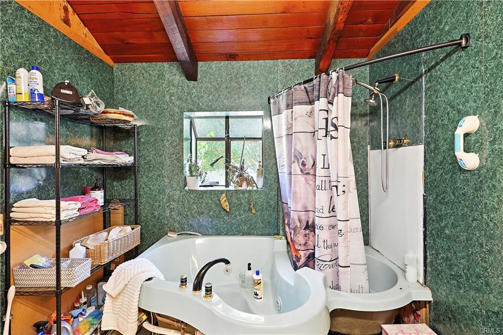 3013 Trower Rd, Catheys Valley, CA 95306