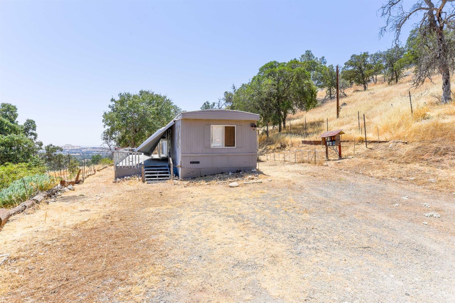 3101 Trower Rd, Catheys Valley, CA 95306