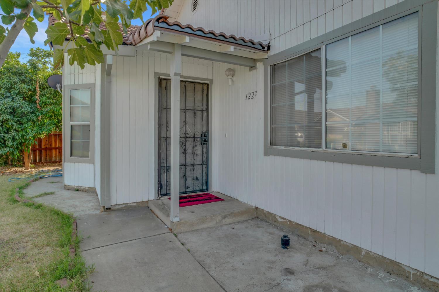 1227 Windsor Ct, Turlock, CA 95380