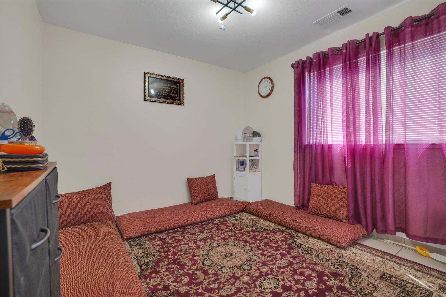 1227 Windsor Ct, Turlock, CA 95380