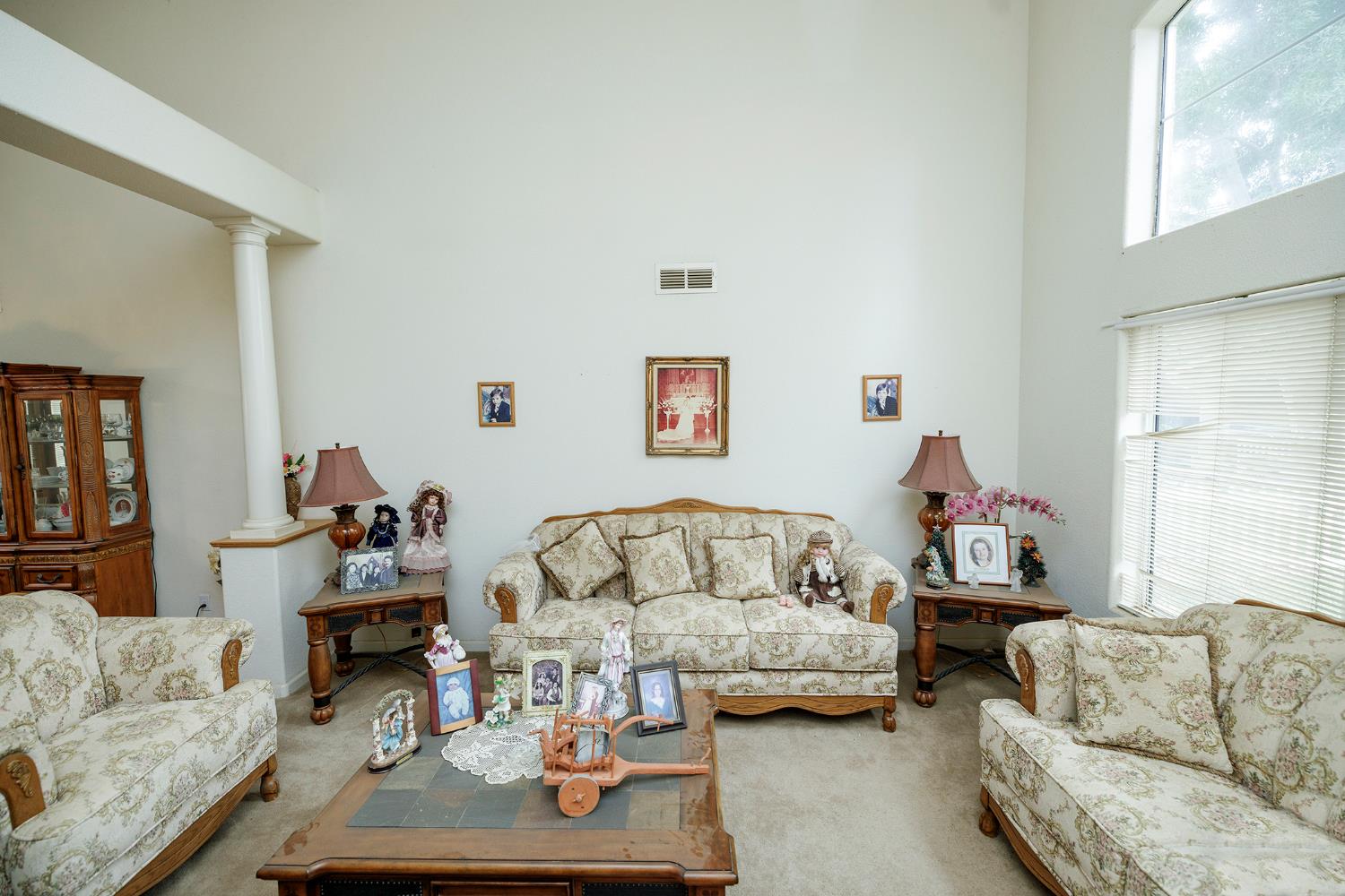 1612 Via Colabria, Gustine, CA 95322