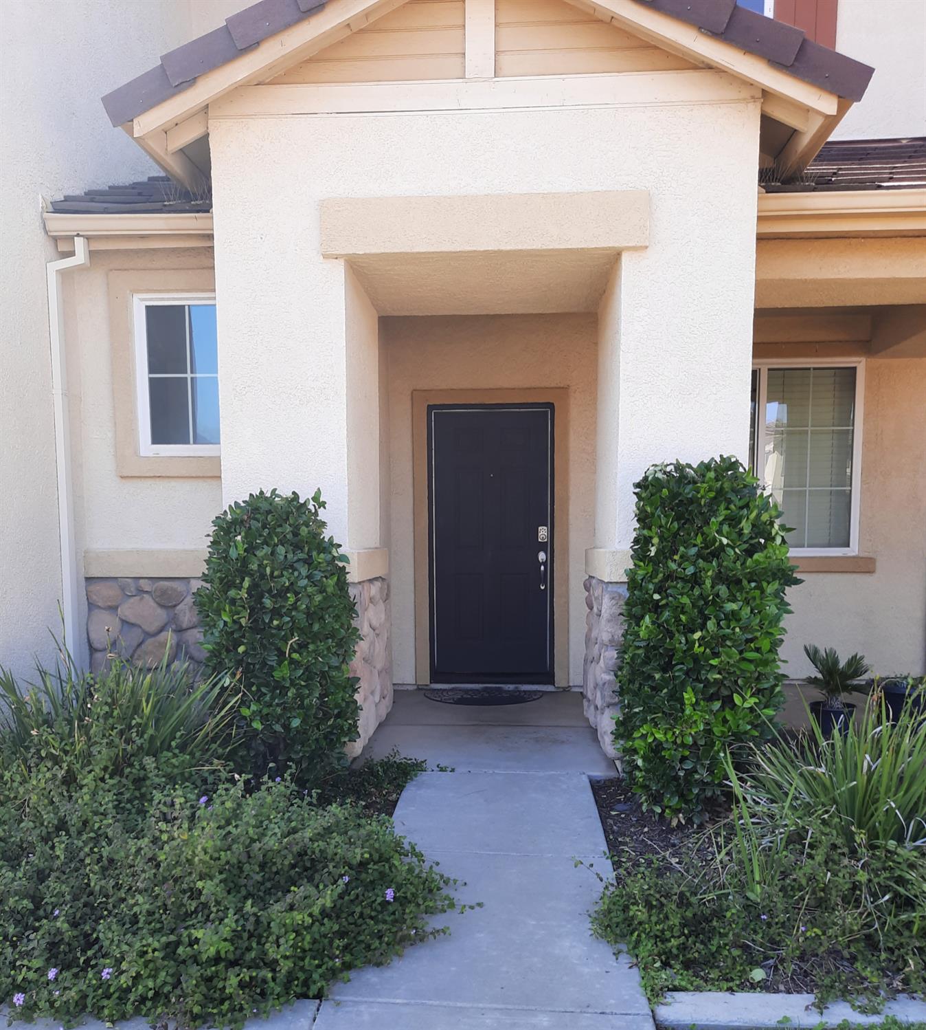 317 Daisy Ct, Merced, CA 95341